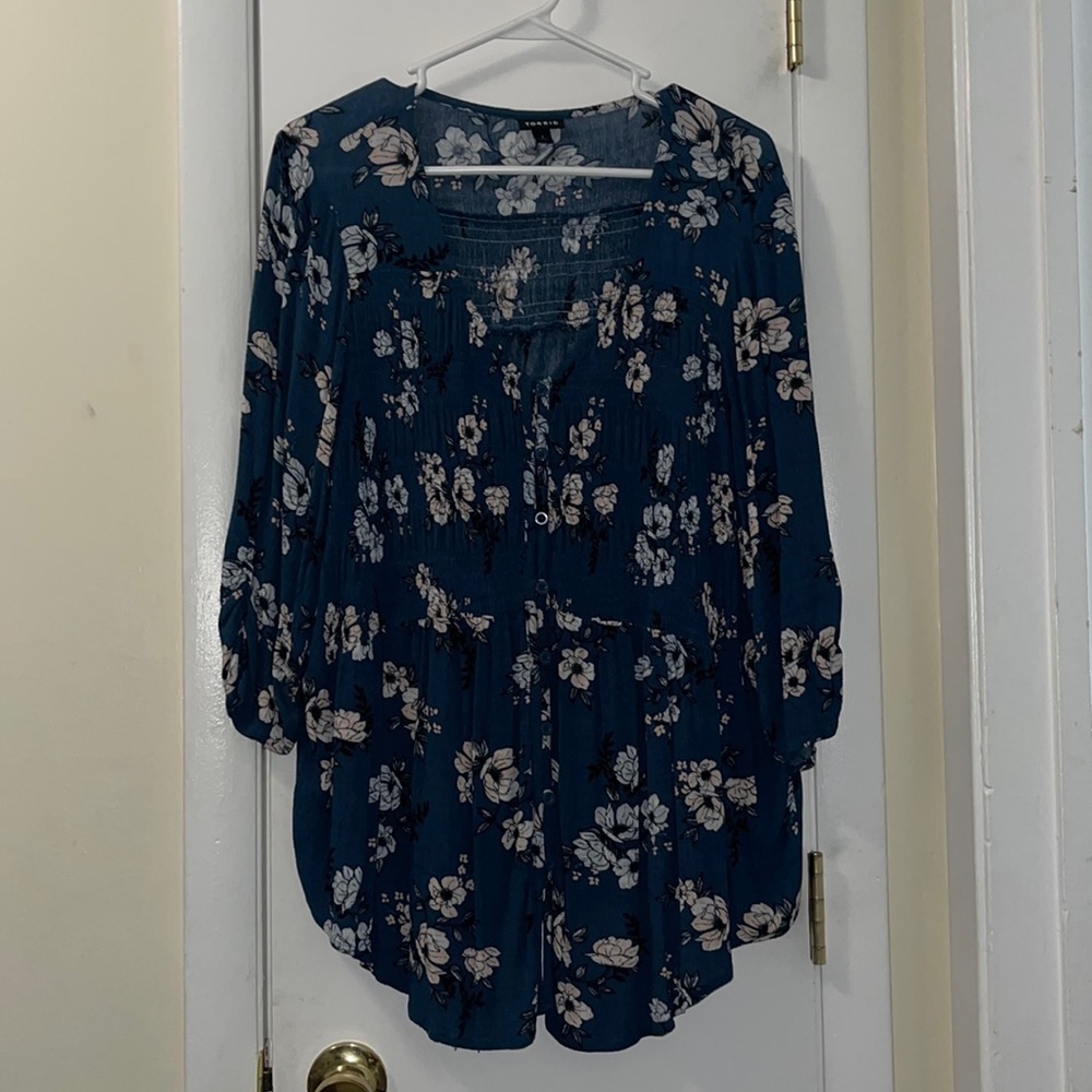 Woman’s blouse. Size 1. TORRIS